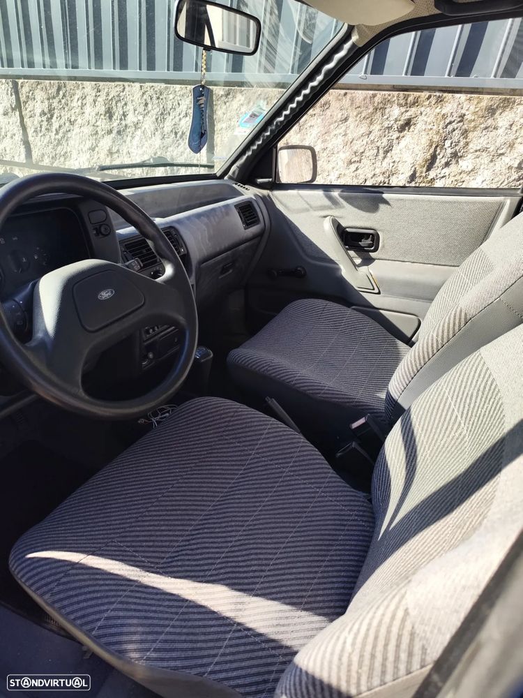 Ford Escort 1.1 CL - 5