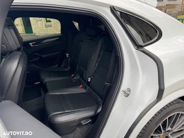 Porsche Cayenne Coupe S - 20