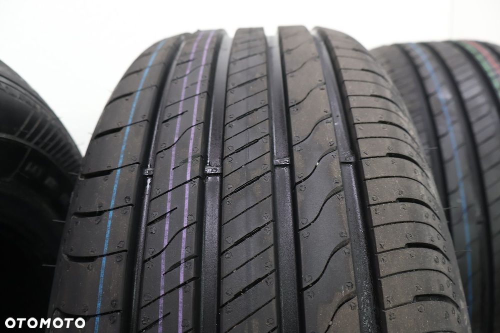 OPONY GOODYEAR EFFICIENT GRIP PERFORMANCE 2 215/55/16 - 4