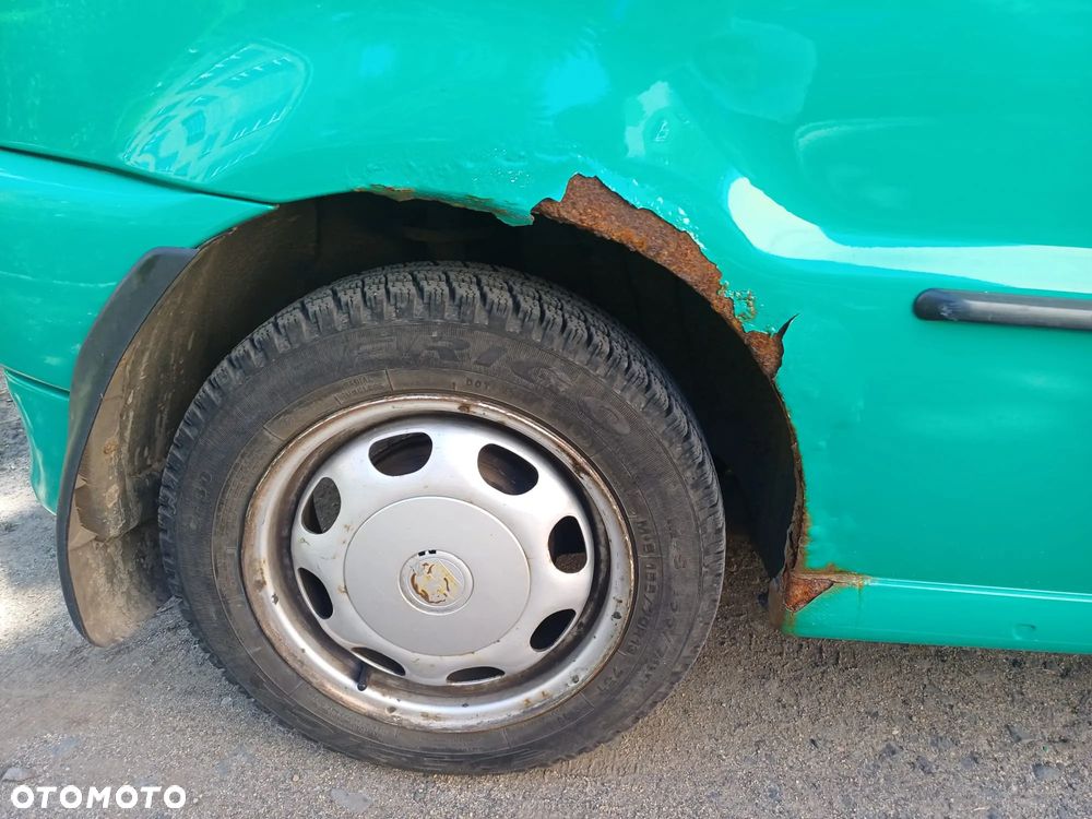 Volkswagen Polo - 14