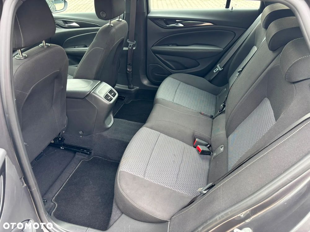 Opel Insignia 2.0 CDTI Business Elegance S&S - 8