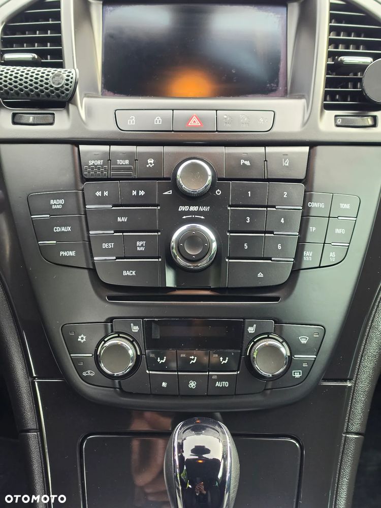 Opel Insignia 2.0 Turbo 4x4 Automatik Cosmo - 32