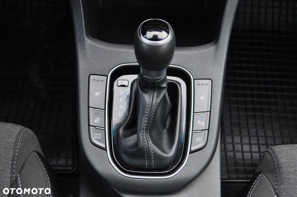 Hyundai i30 1.5 T-GDI 48V Premium DCT - 20