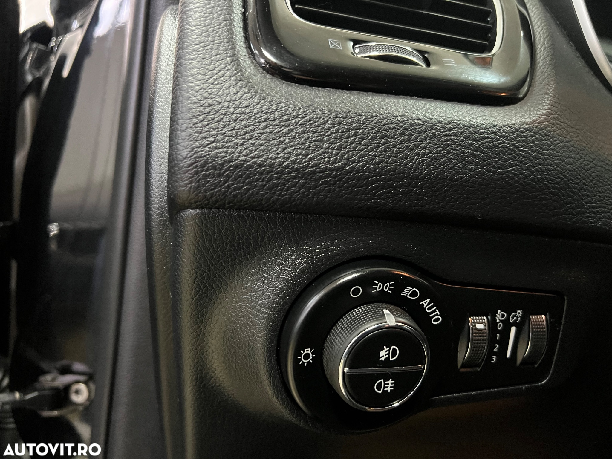 Jeep Compass 2.0 M-Jet 4x4 Limited - 26