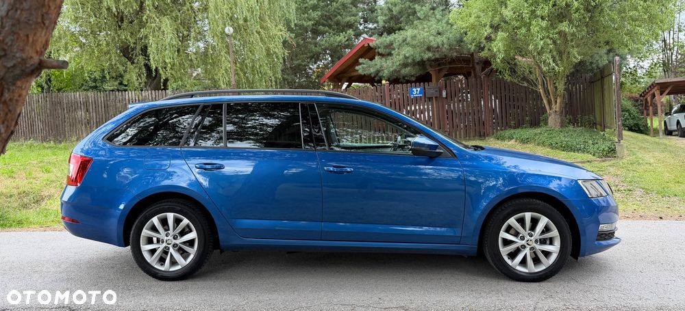 Skoda Octavia 1.6 TDI DSG Style - 6