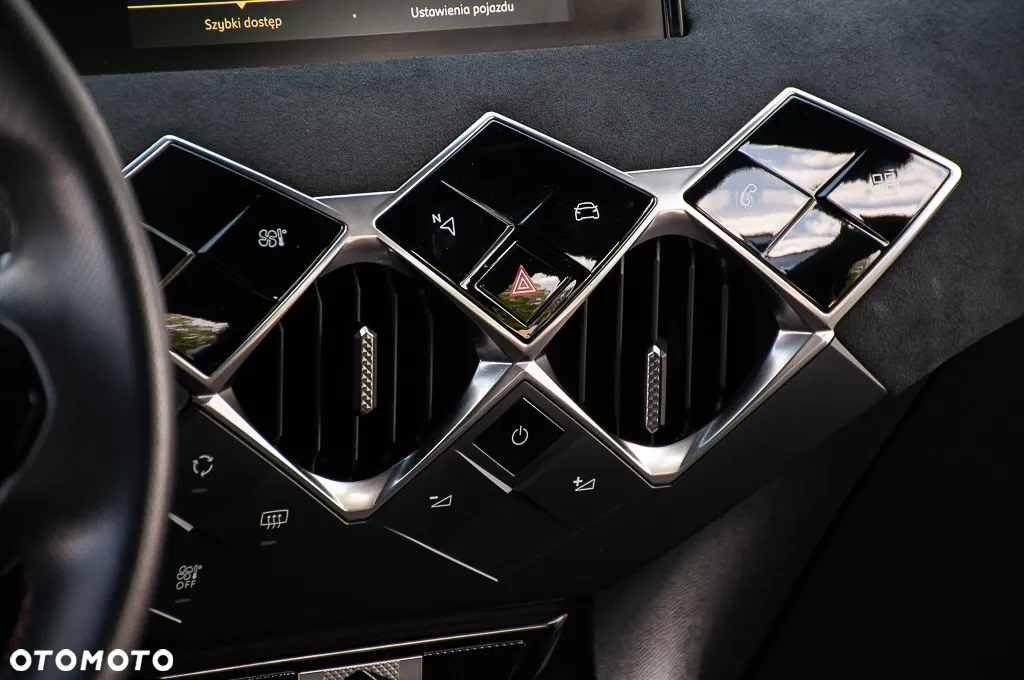 DS Automobiles DS 3 Crossback 1.5 BlueHDi Performance Line - 36