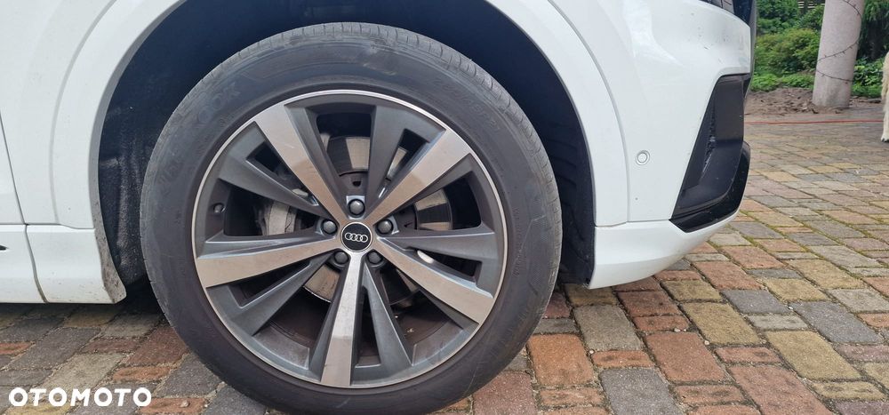 Audi Q8 SUV TFSI quattro 250 kW tiptronic S line business - 6