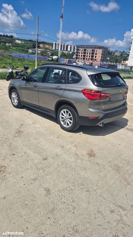 BMW X1 sDrive18i Advantage - 11