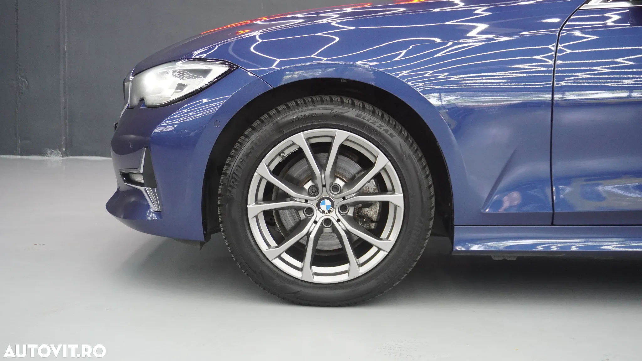 BMW Seria 3 320d xDrive AT - 31