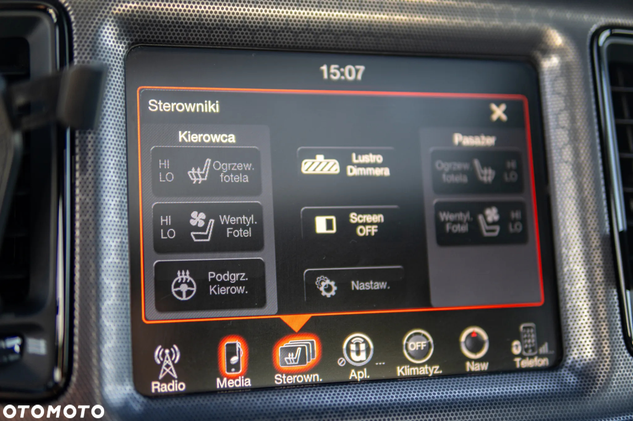 Dodge Challenger Automatik SXT Plus - 21