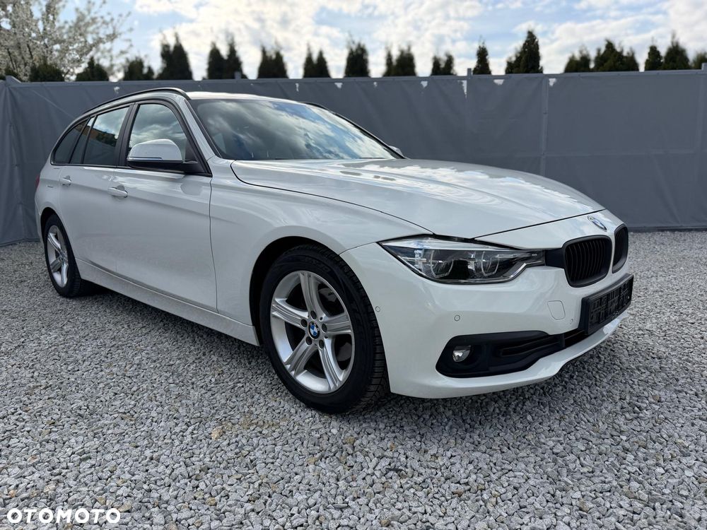 BMW Seria 3 318d Luxury Line - 10