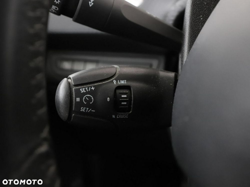 Peugeot 2008 PureTech 110 Style - 30