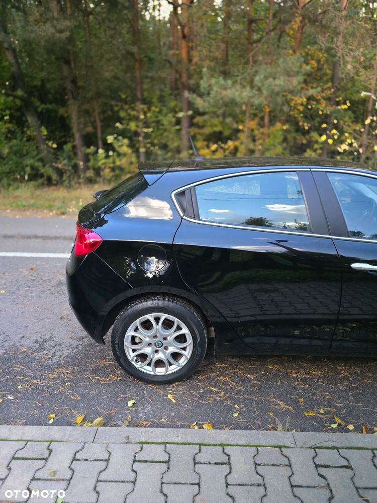 Alfa Romeo Giulietta 1.6 JTDM 16V Super - 13