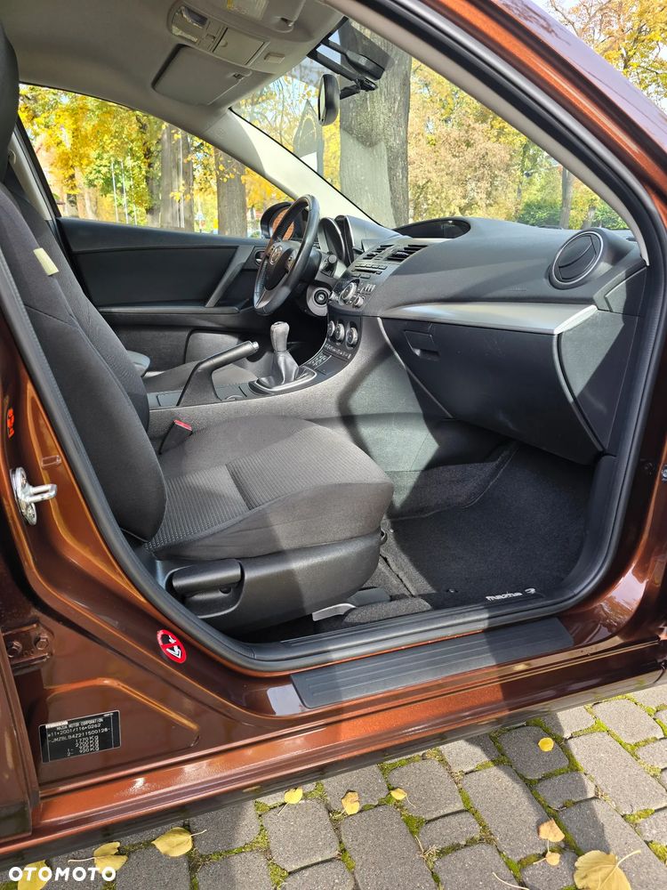 Mazda 3 - 25