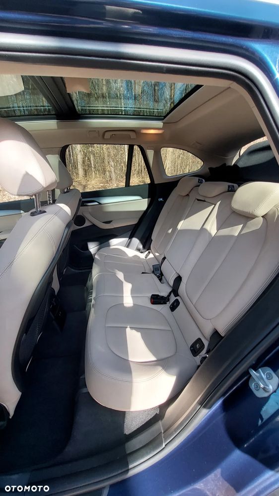 BMW X1 sDrive16d - 14