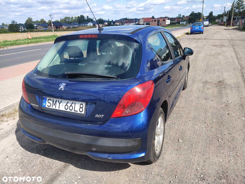 Peugeot 207 - 2