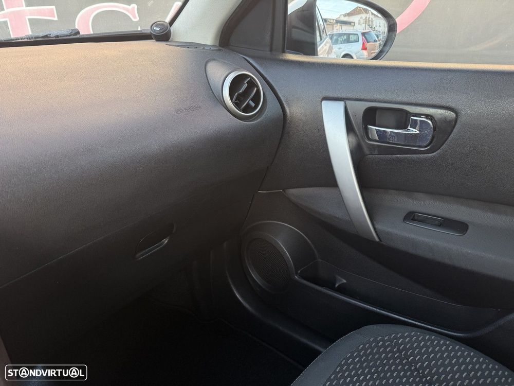 Nissan Qashqai 1.6 acenta - 21