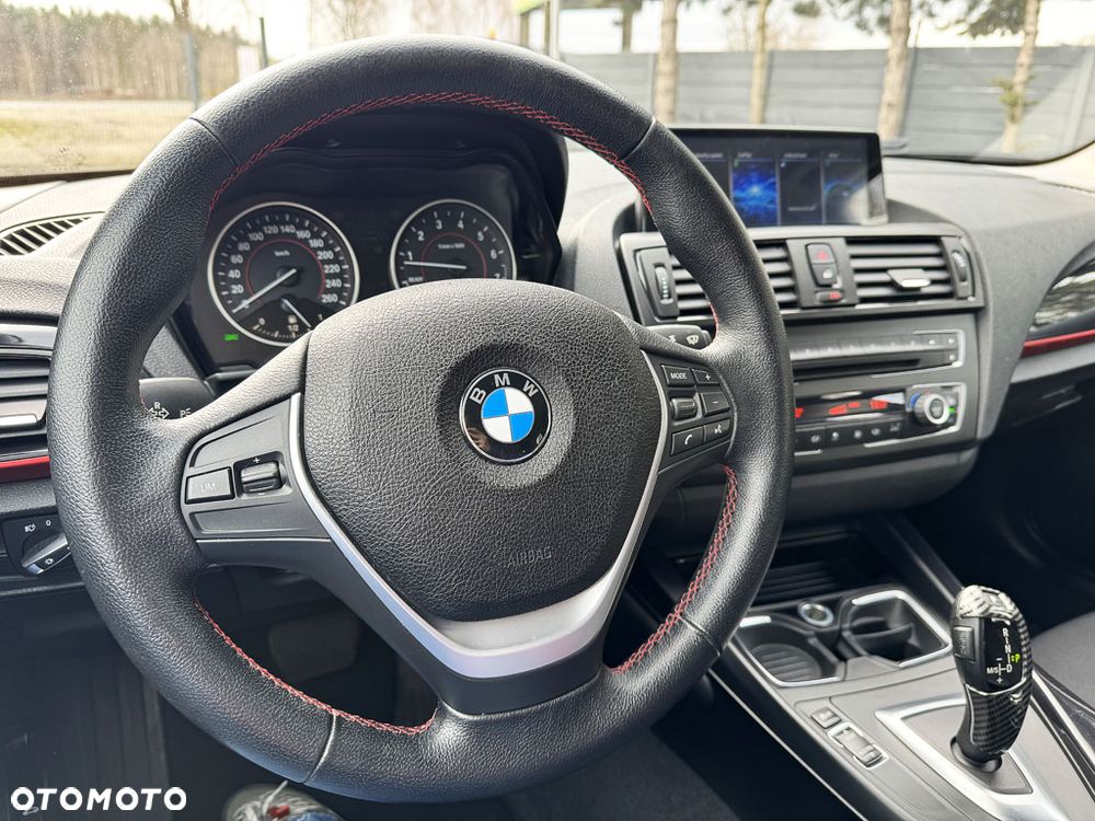 BMW Seria 1 116i Sport Line - 22