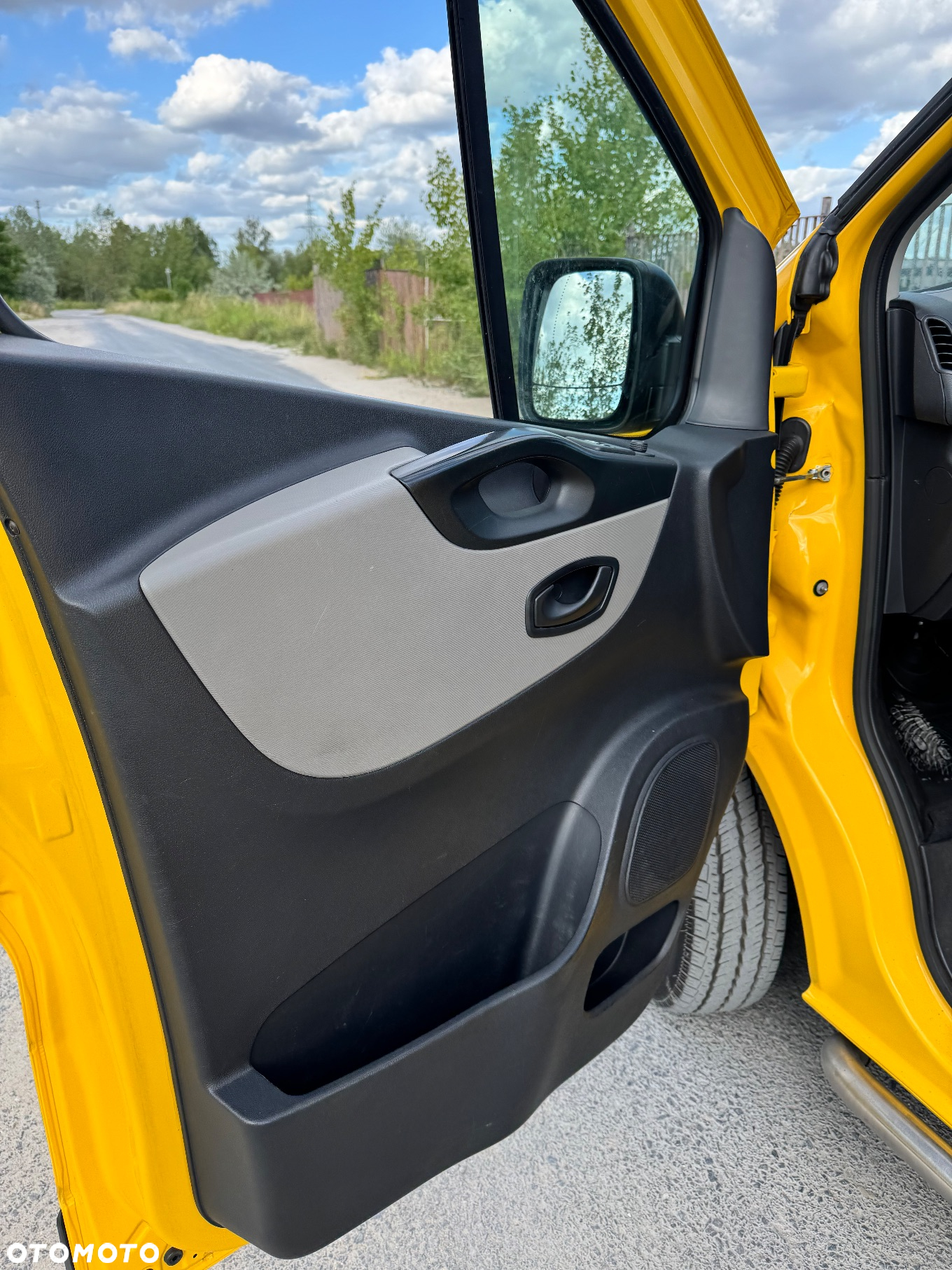 Renault Trafic - 21