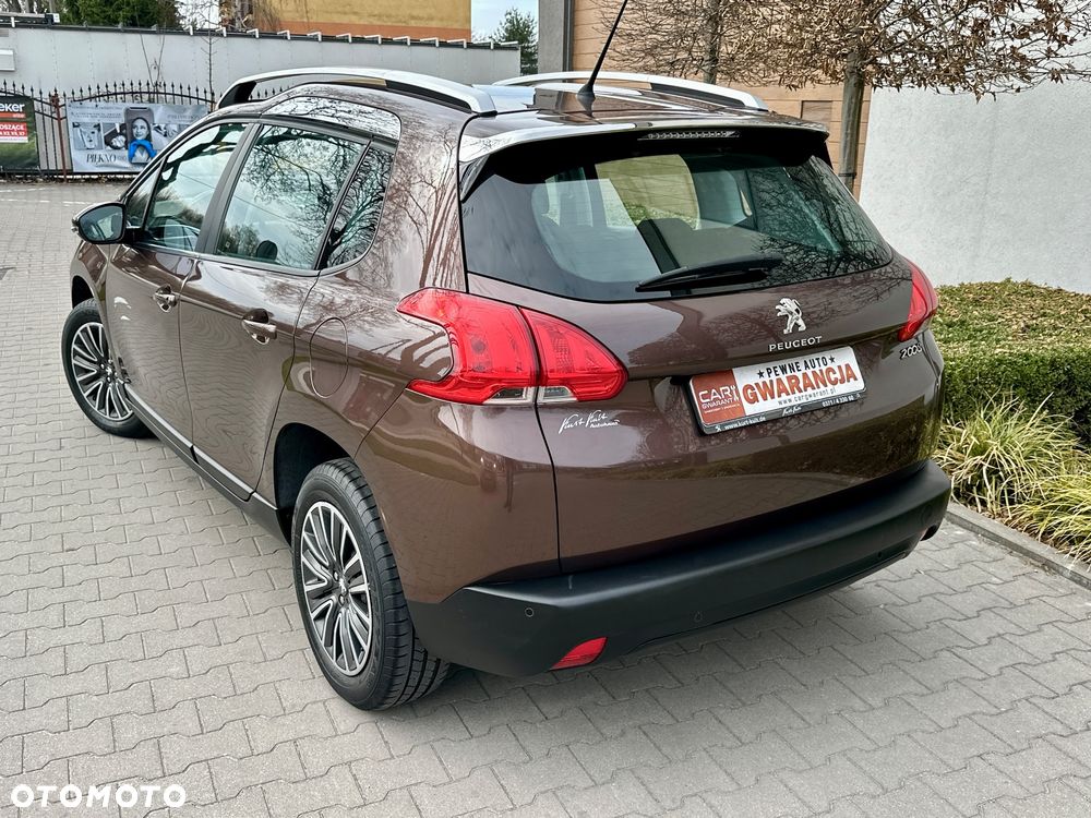 Peugeot 2008 PureTech 82 Allure - 12