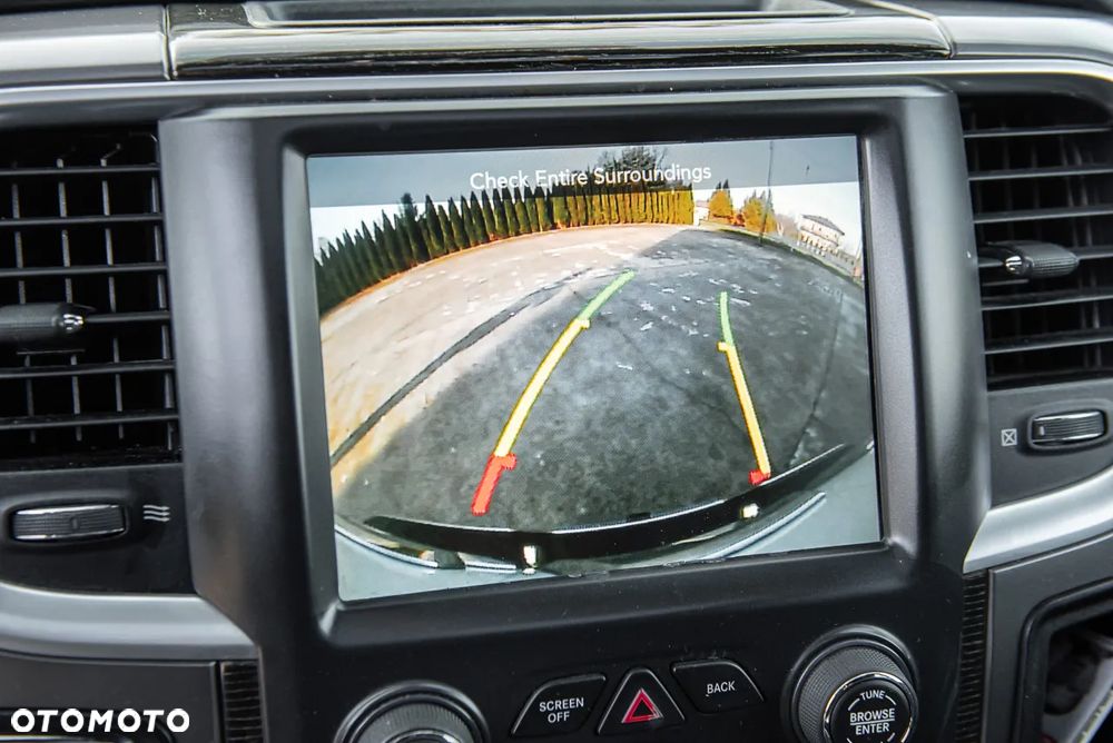 RAM 1500 Crew Cab Shortbed Limited - 21