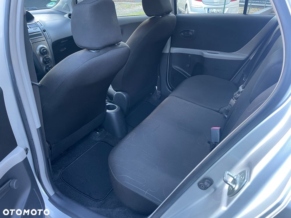 Ford Fiesta 1.25 Ambiente - 12