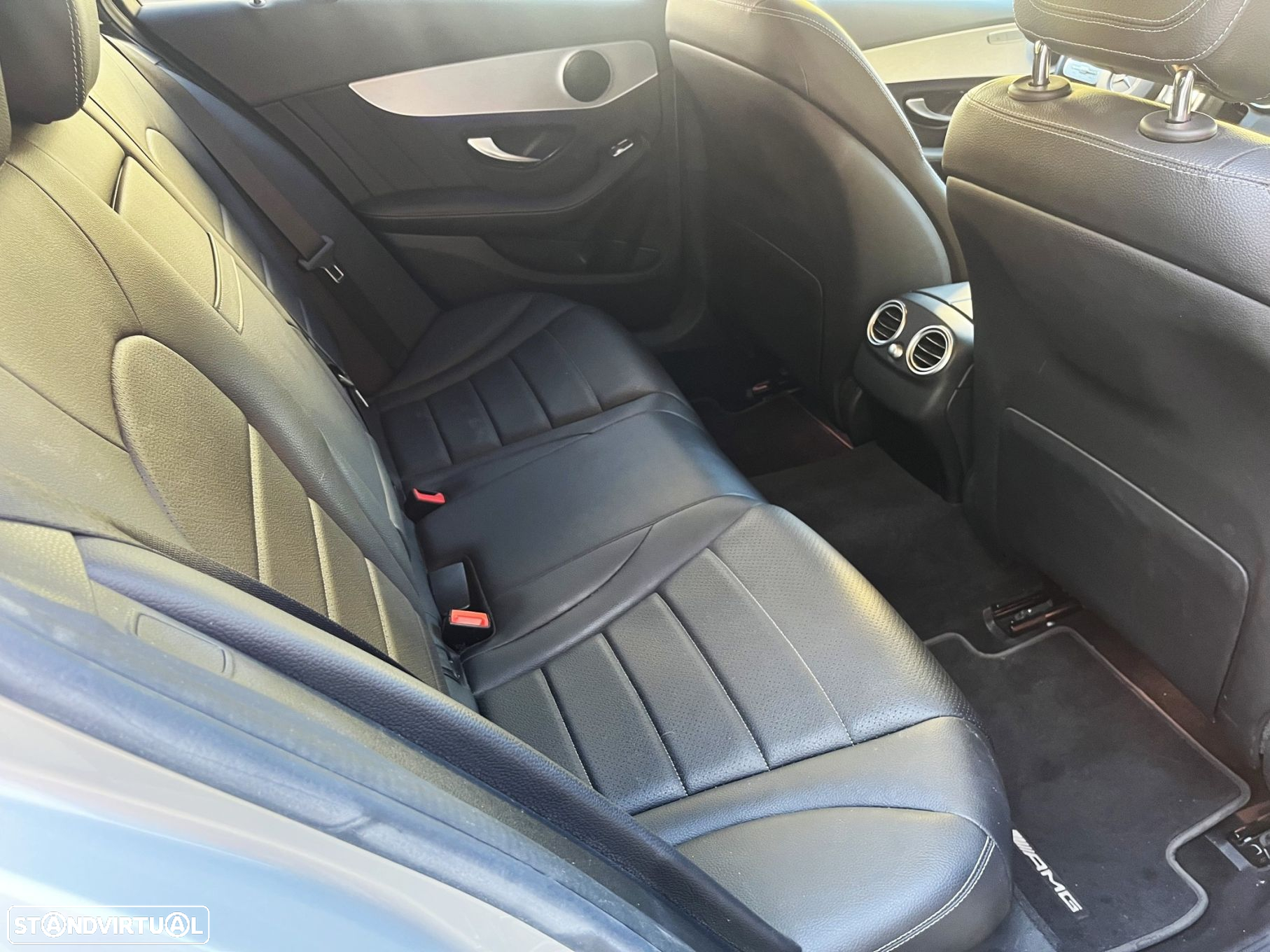 Mercedes-Benz C 300 de AMG Line - 16