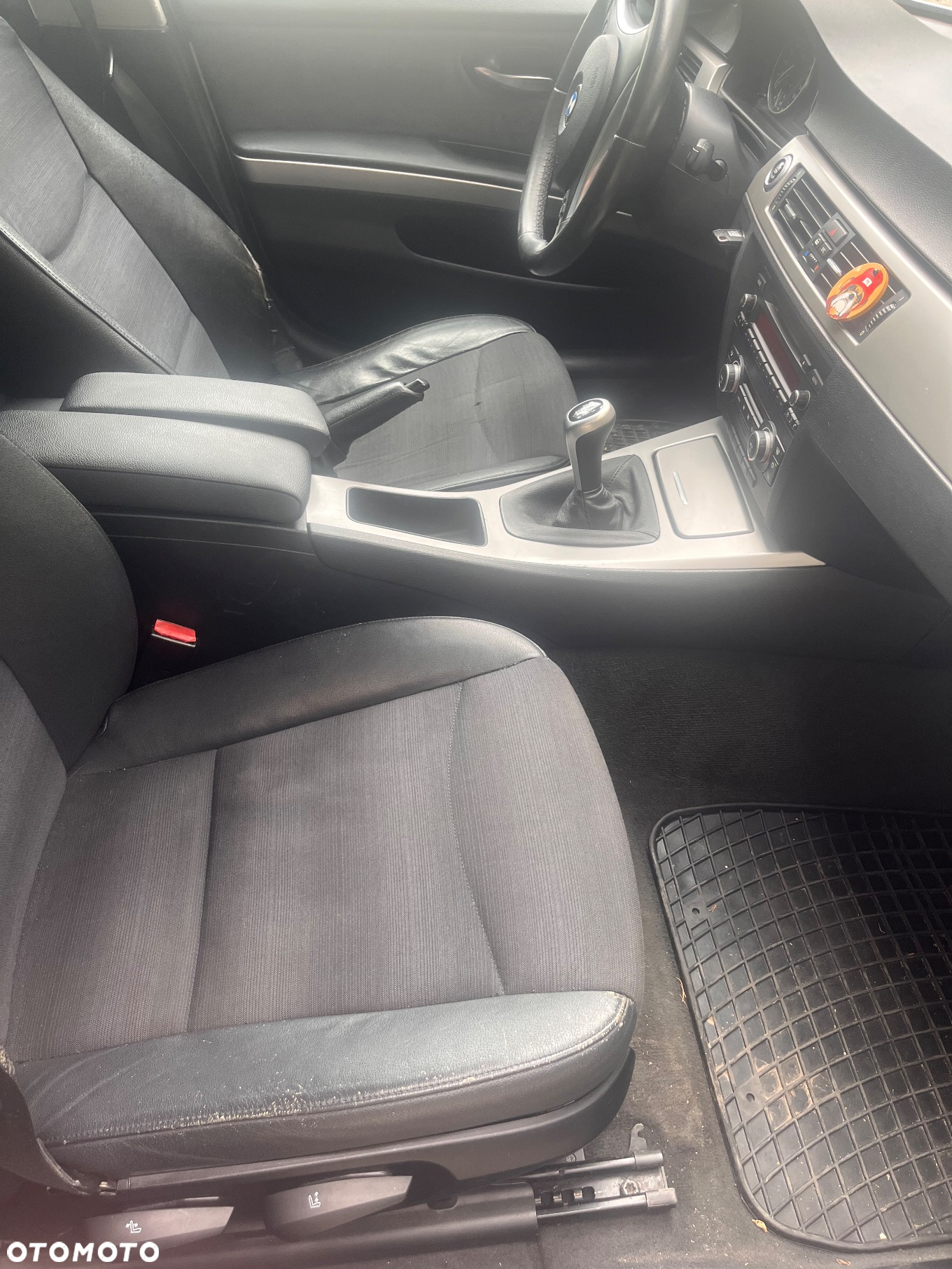 BMW Seria 3 320i - 15