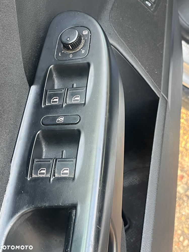 Volkswagen Passat 2.0 TSI Comfortline - 12