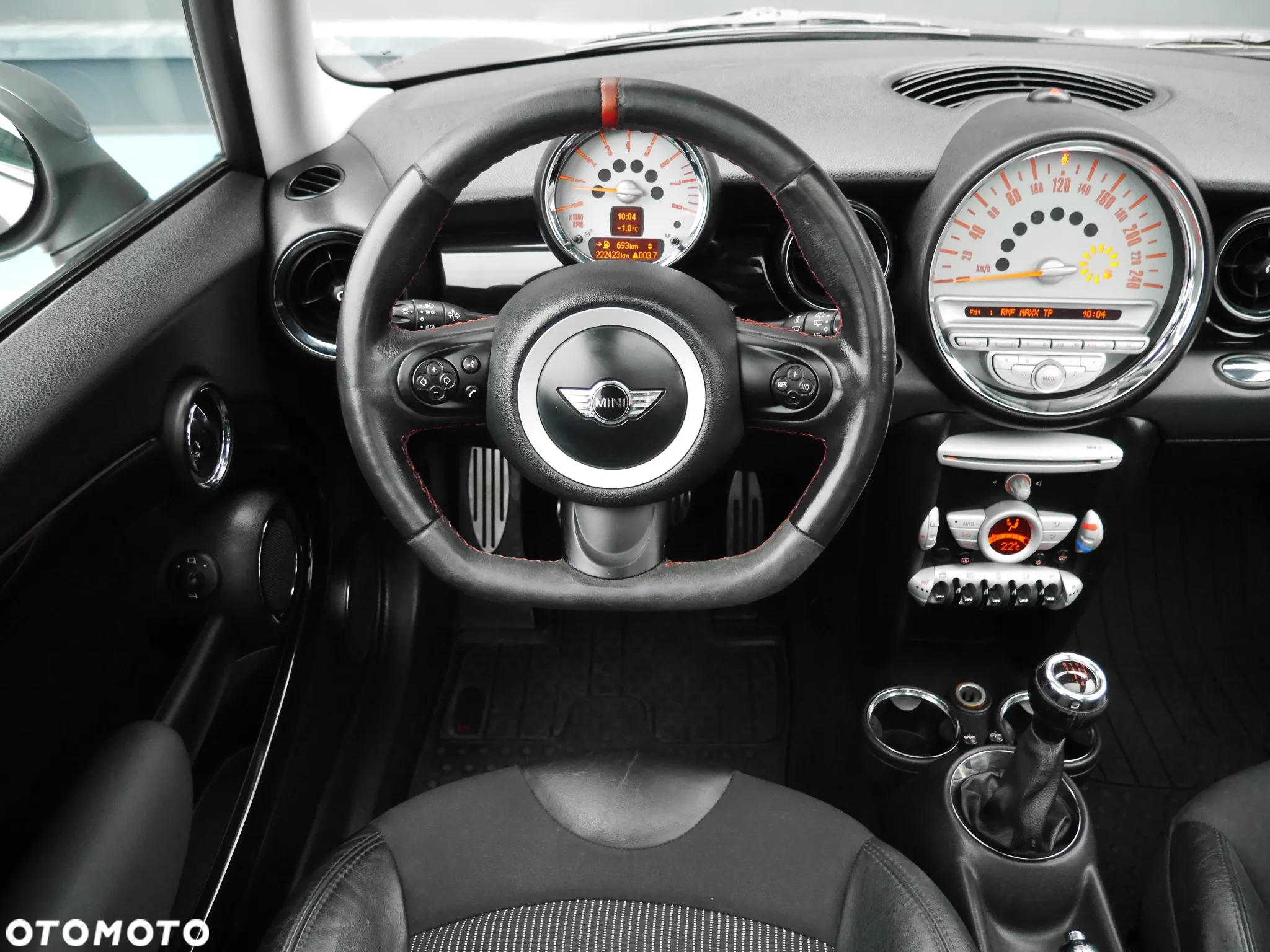MINI Cooper S 50 Camden - 9
