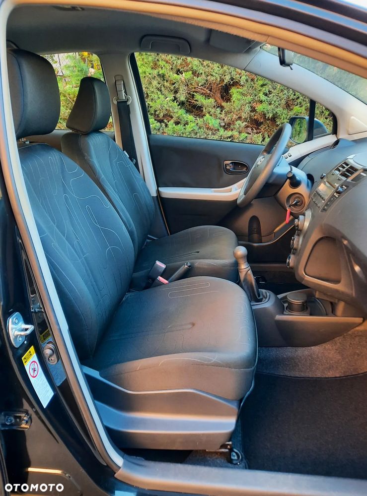 Toyota Yaris 1.0 VVT-i Cool - 10