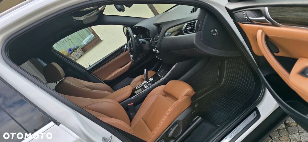 BMW X3 xDrive28i Sport - 18