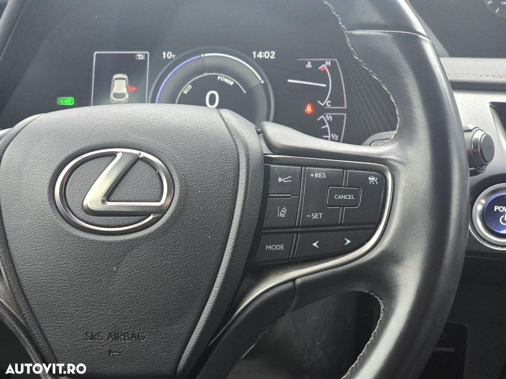 Lexus UX 250h Luxury Line - 16