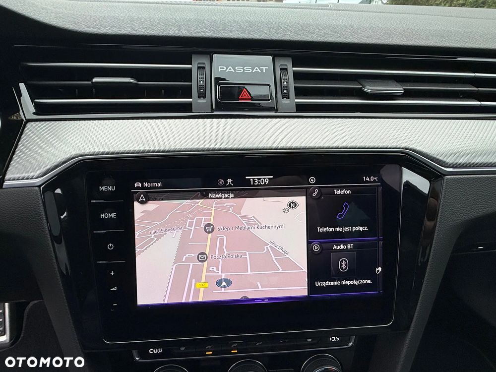 Volkswagen Passat Variant 2.0 TDI SCR DSG 4Motion Business - 33