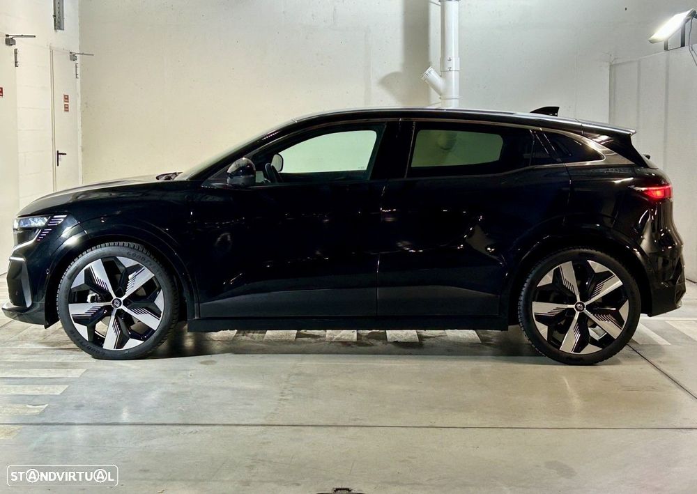 Renault Mégane E-Tech - 8