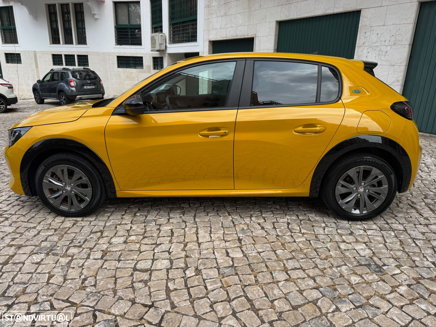 Peugeot e-208 50 kWh Allure - 25