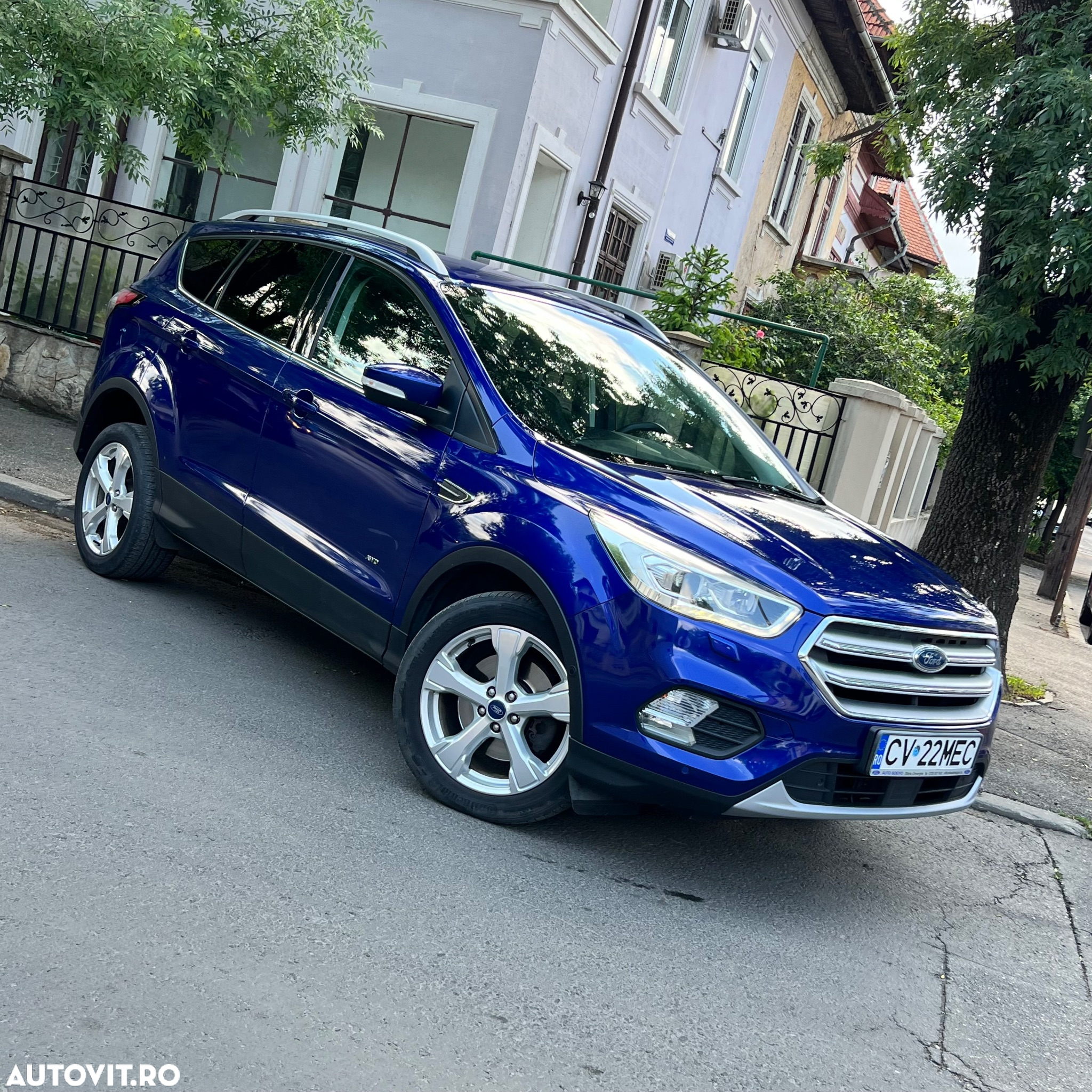 Ford Kuga 2.0 TDCi 4WD Powershift Titanium - 11