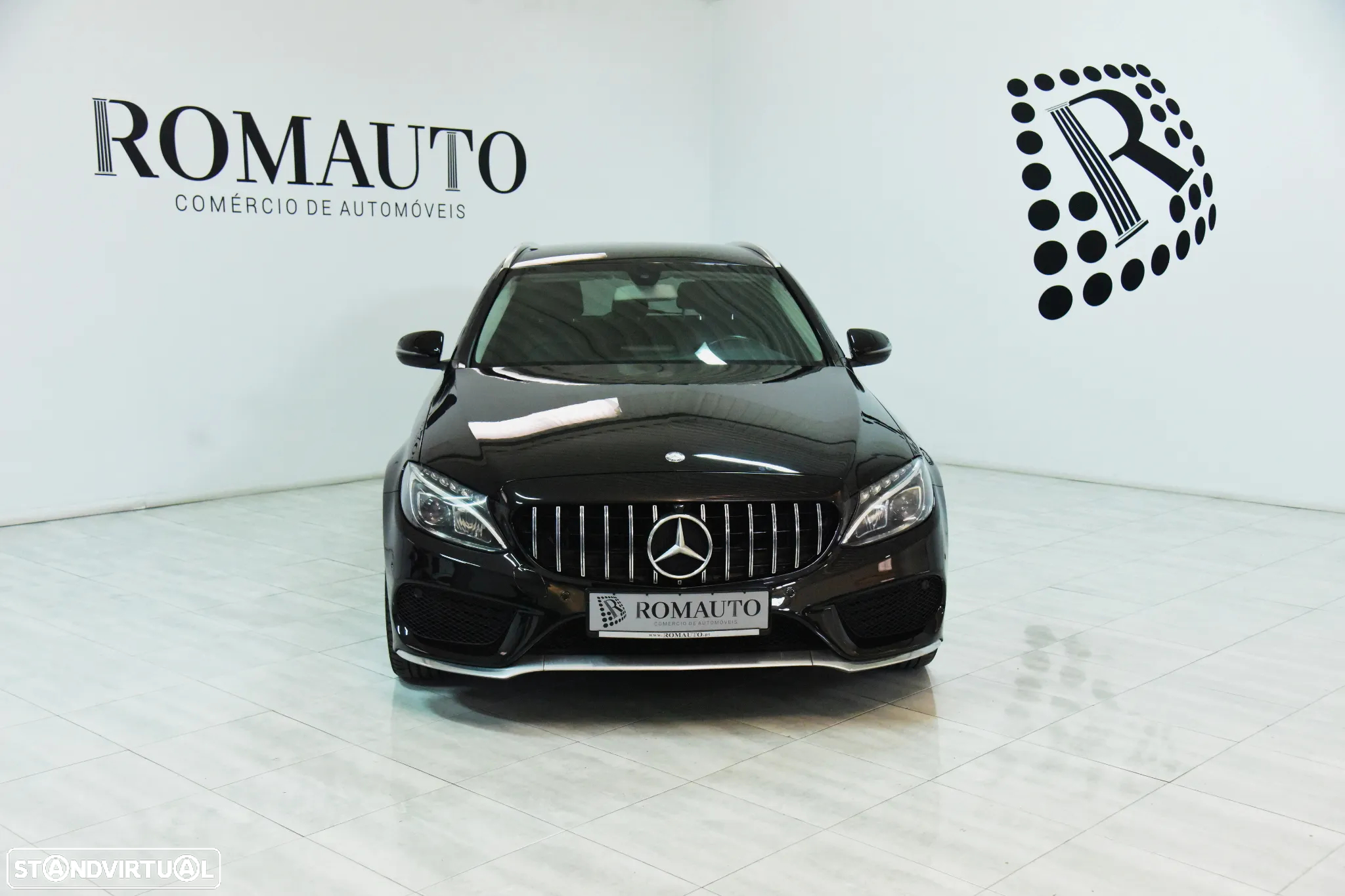 Mercedes-Benz C 300 BlueTEC Hybrid AMG Line - 2