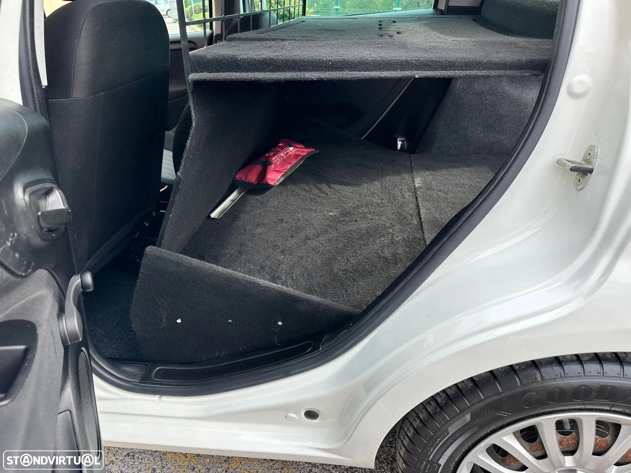 Fiat Punto Van - 11