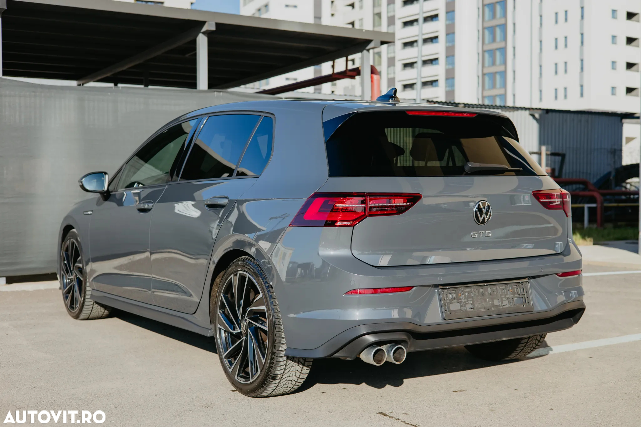 Volkswagen Golf 2.0 TDI DSG GTD - 8