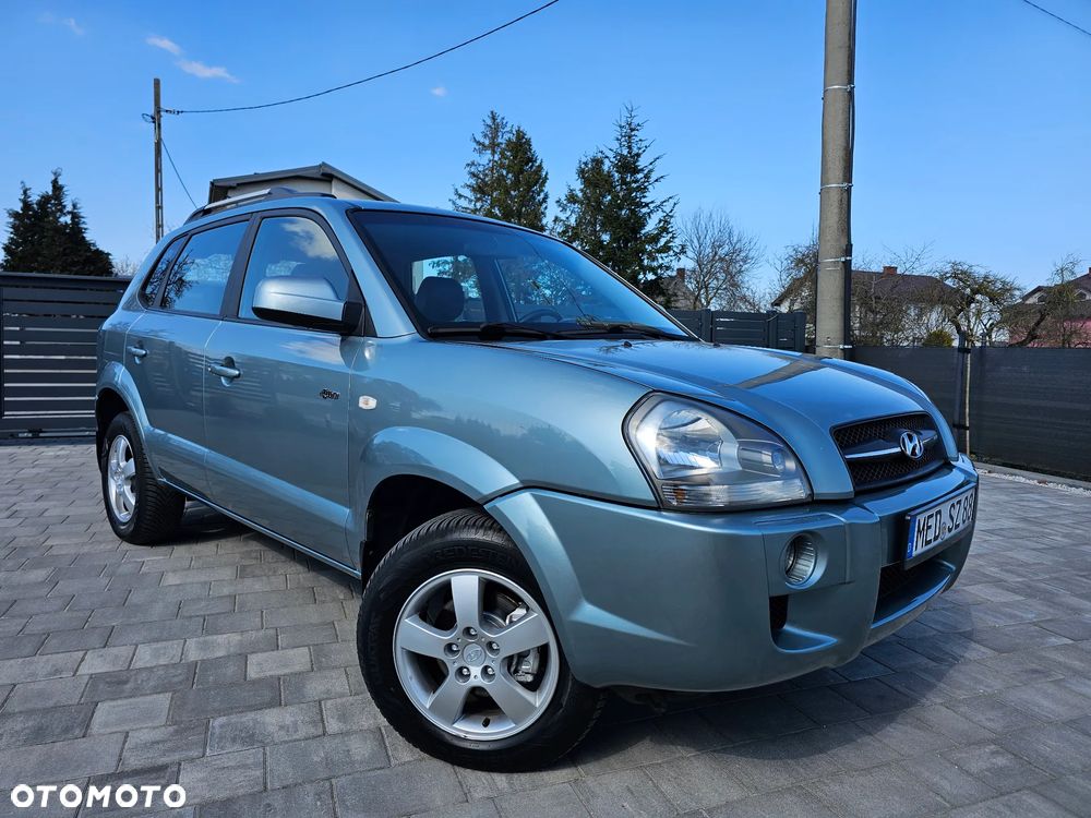 Hyundai Tucson 2.0 4WD GLS - 21