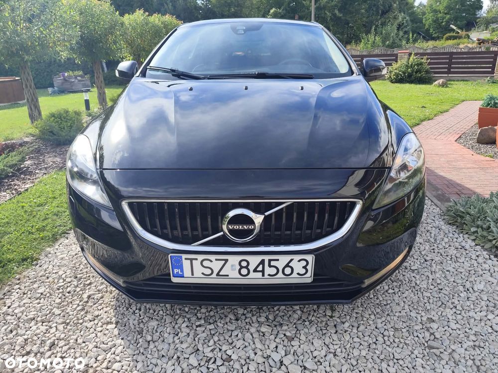 Volvo V40 D2 - 9