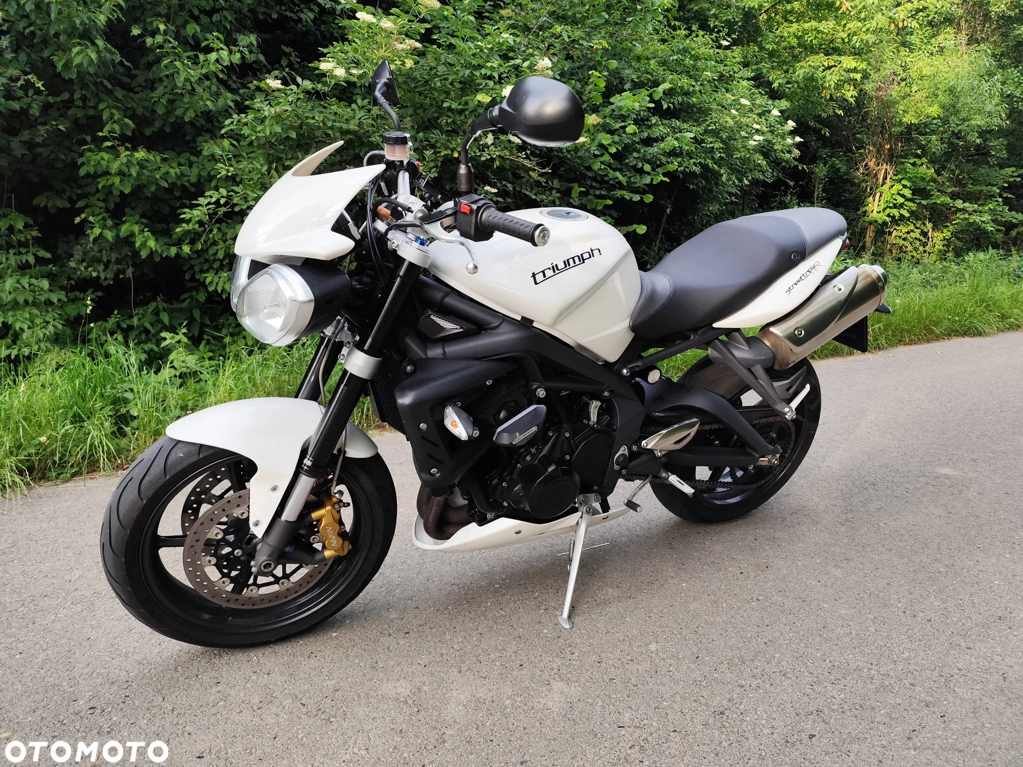 Triumph Street Triple - 7