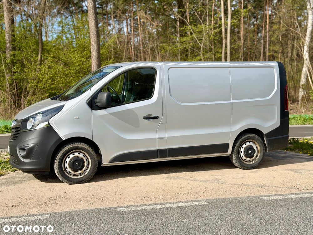 Opel Vivaro - 2