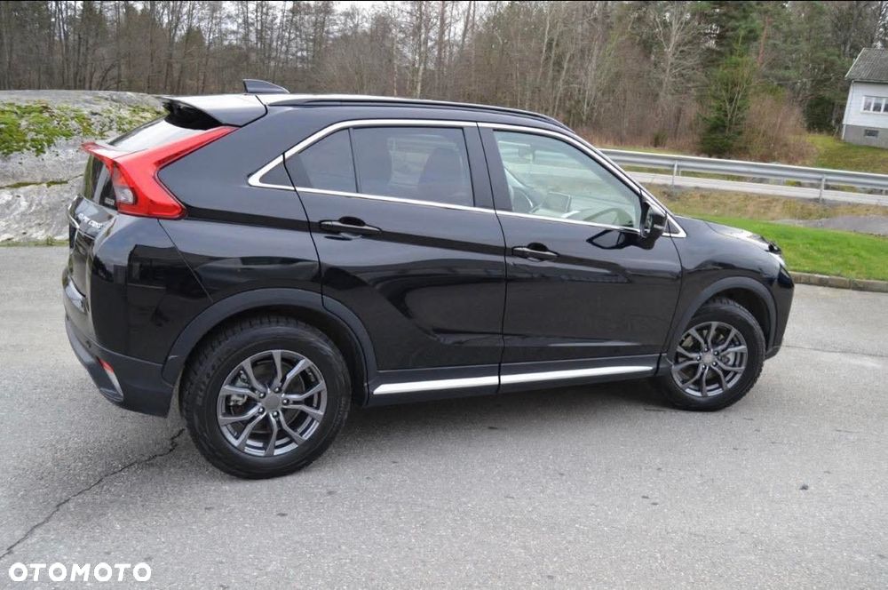 Mitsubishi Eclipse Cross - 33