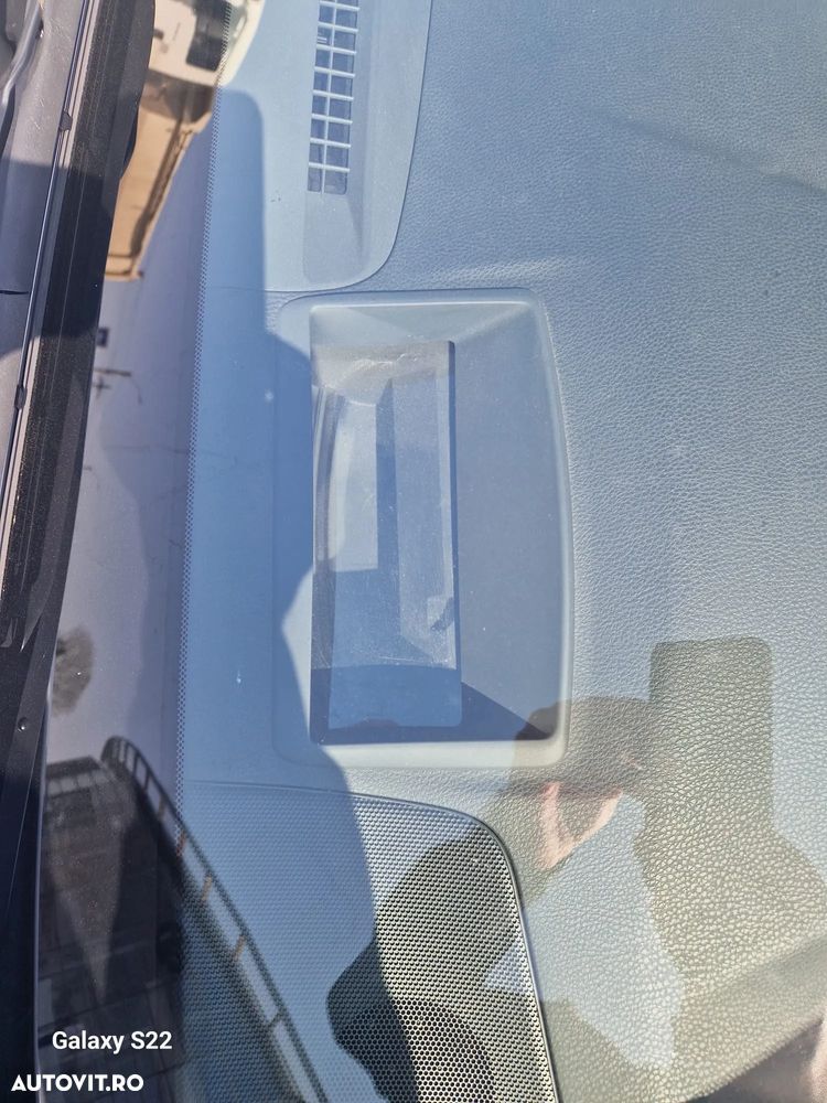 Toyota Camry 2.5 Exclusive - 24