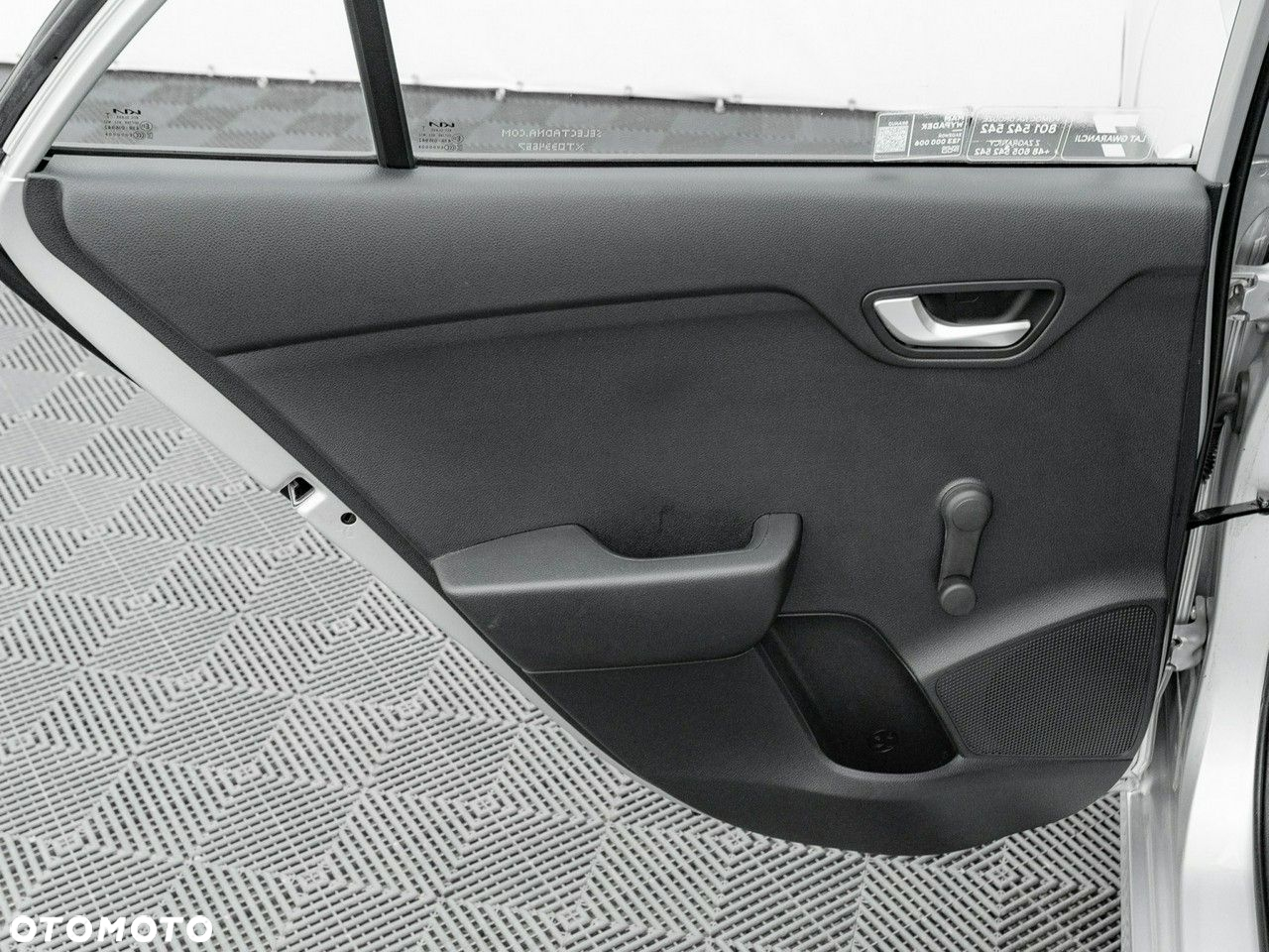 Kia Rio 1.2 M - 23