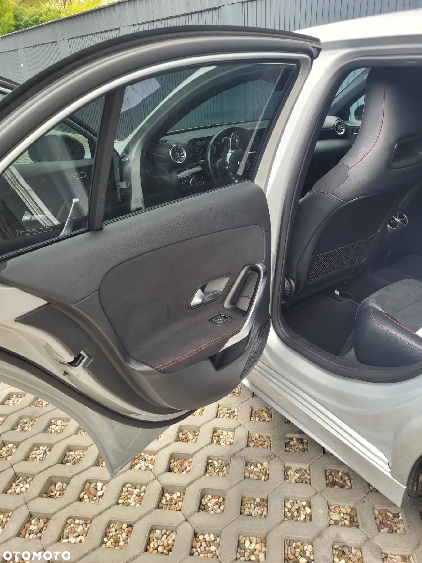 Mercedes-Benz Klasa A 200 AMG Line 7G-DCT - 27