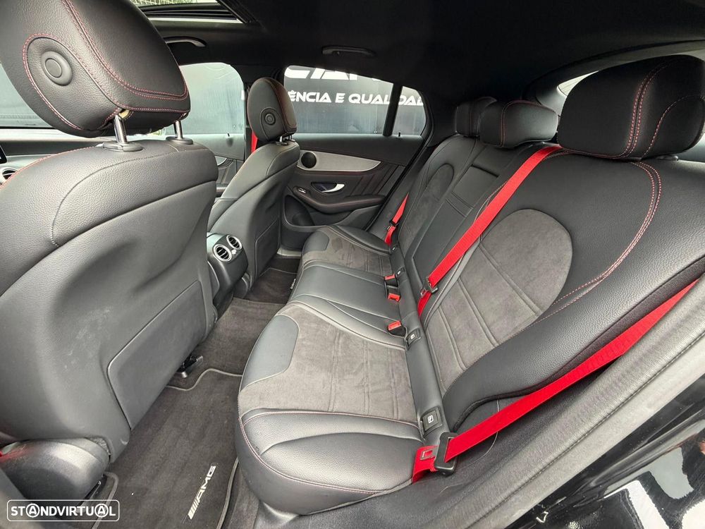 Mercedes-Benz GLC 300 - 32