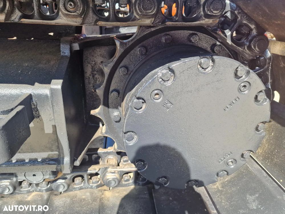 Hitachi ZX135, 2019, 4.880h, LAMA NIVELARE, compact,  15,7tone, Cupla rapida hidraulica, Cupa NOUA, inst picon, 3 camere luat vederi, Ad sapare 6m, Ridica 7,5t, latime 2,49m, Motor Isuzu 104CP, Antifurt, consum 7,8l/h, posibilitate leasing, PROMOTIE 76900EUR - 15